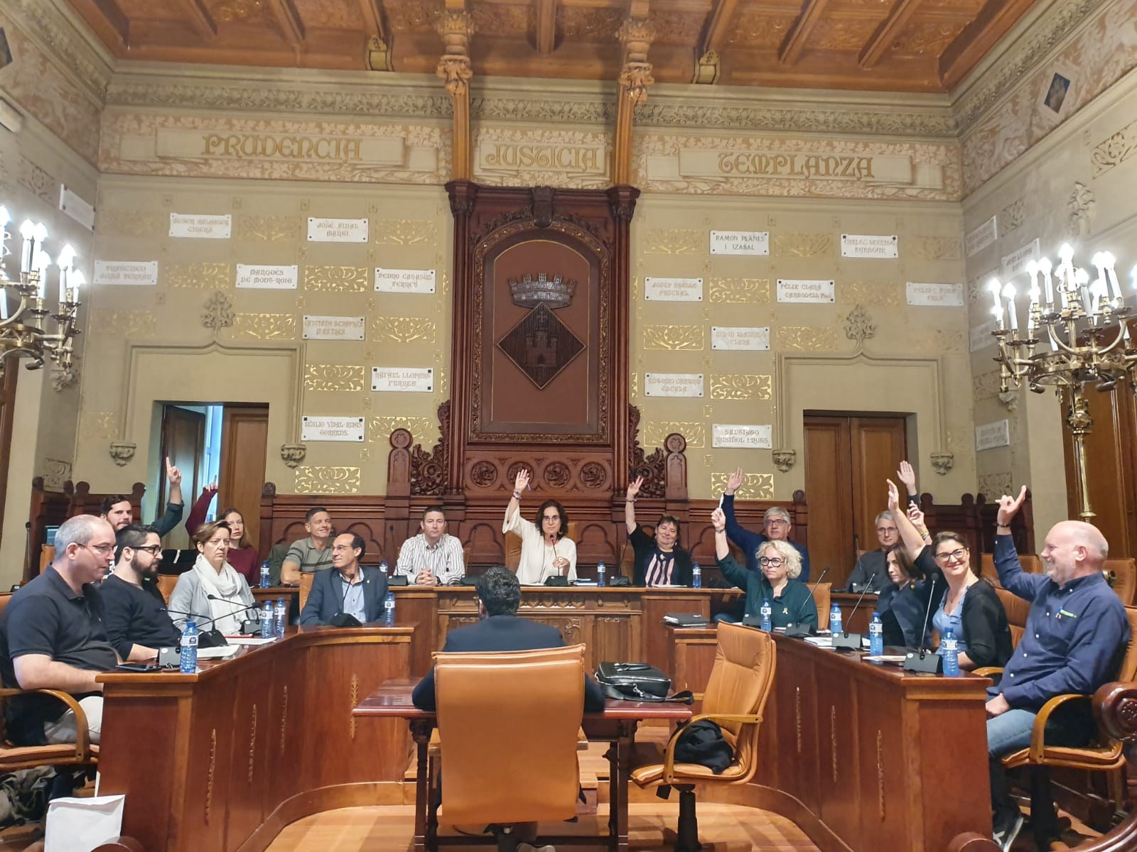 La moció prospera amb els vots a favor d’ERC, Junts per Sitges i Guanyem Sitges