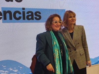 Aurora Carbonell (Alcaldessa de Sitges) i Lluïsa Moret (presidenta Diputació de Barcelona).jpeg