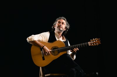 javier gavara.jpg