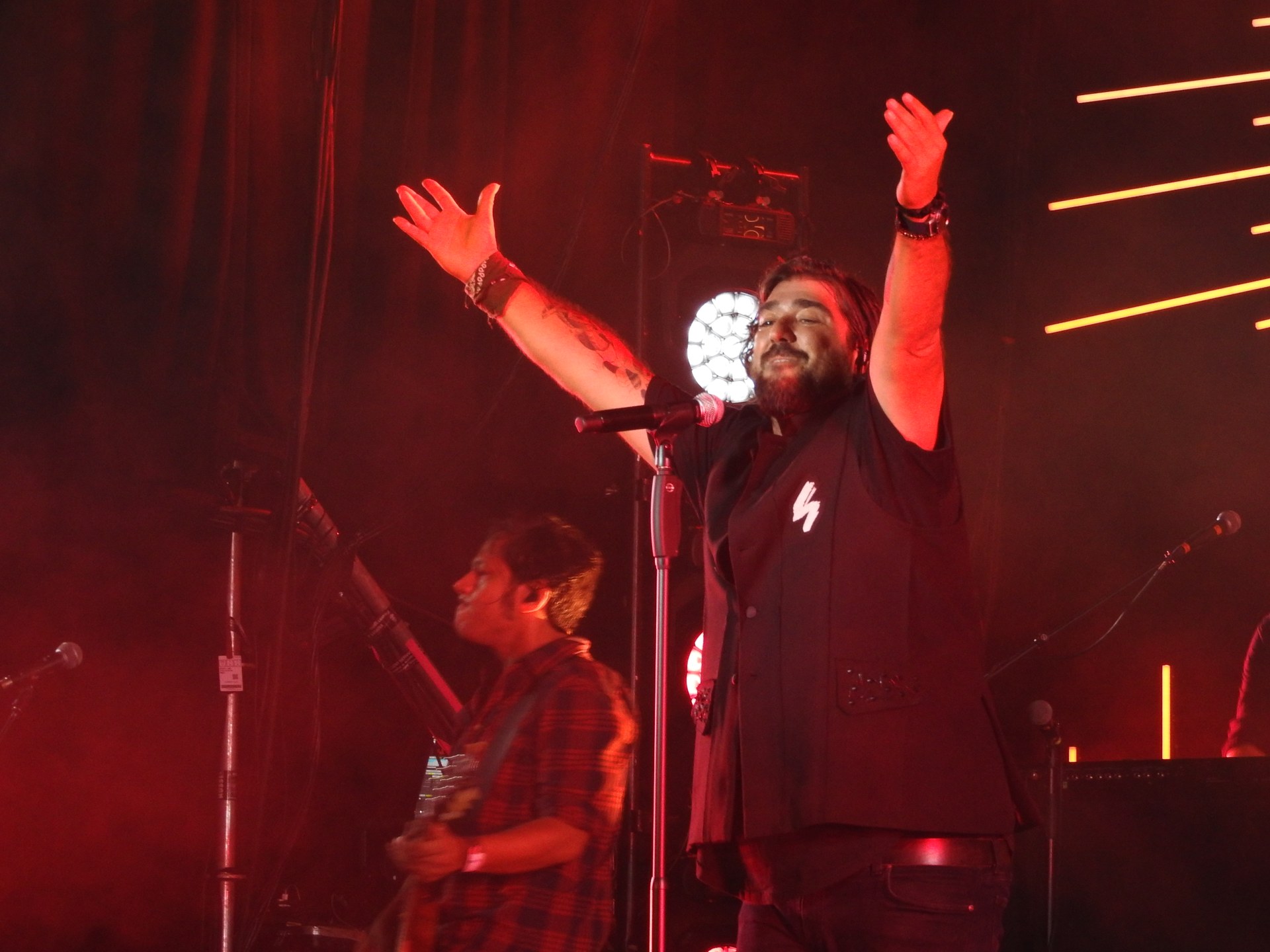 El gran viatge musical d'Antonio Orozco al Festival Jardins Terramar
