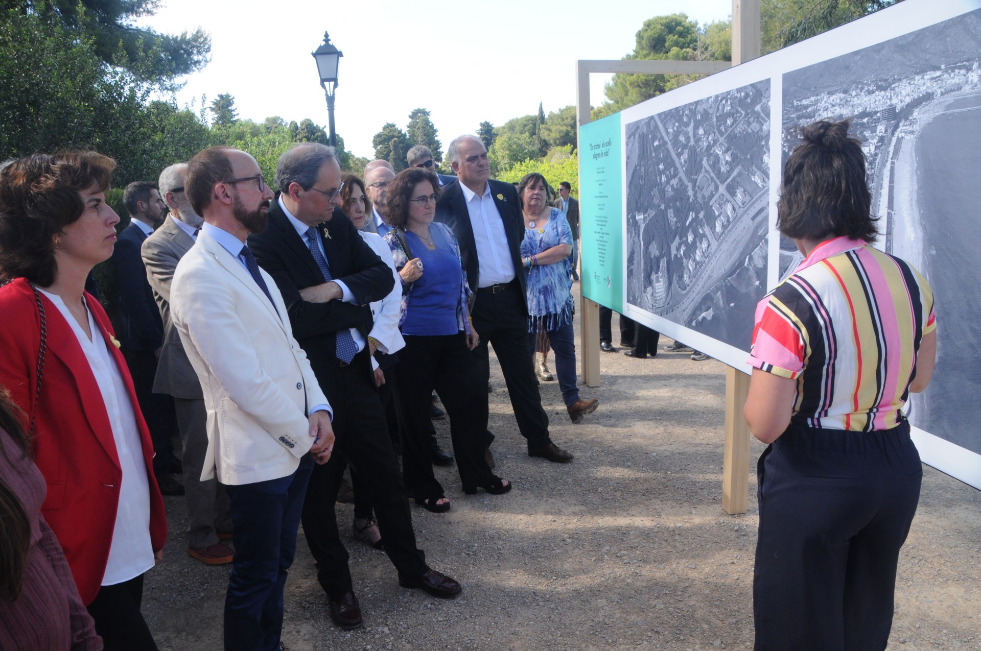El President Quim Torra inaugura l’exposició ‘Els arbres i els ocells alegren la vida’, als Jardins de Terramar