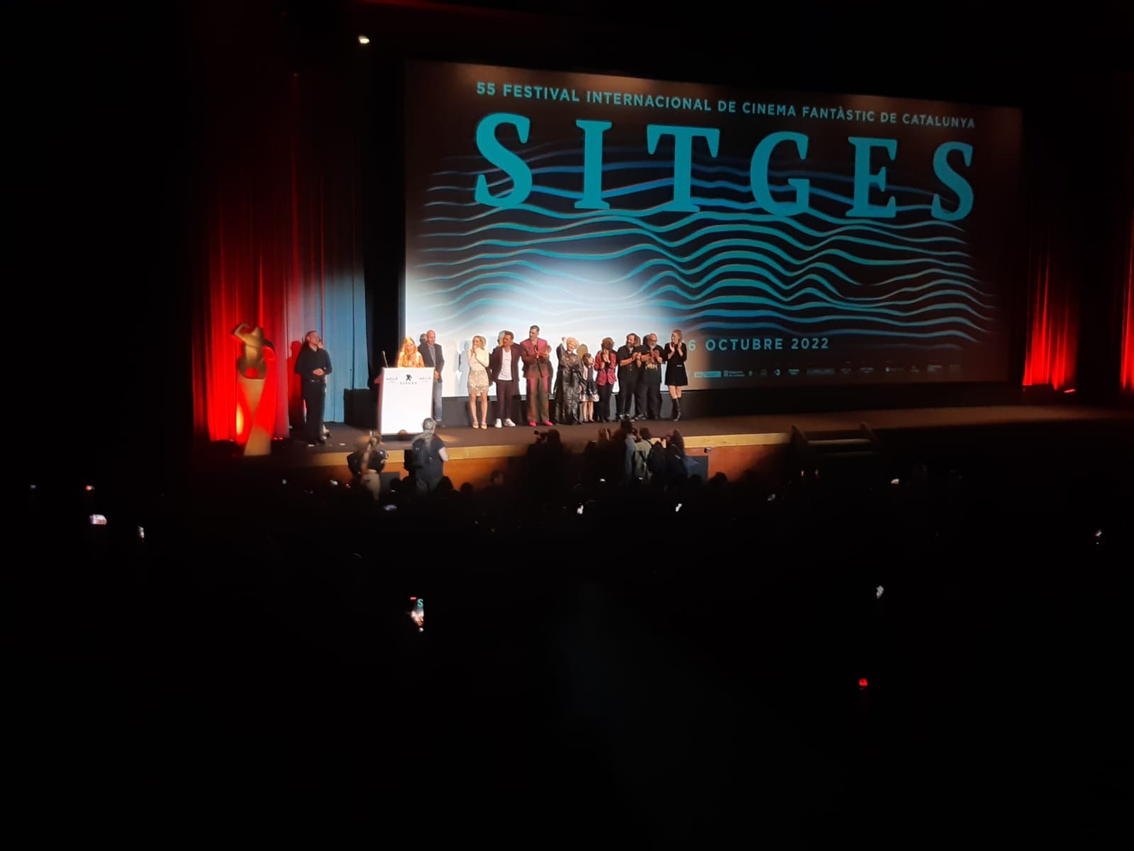 Jaume Balagueró i Ester Expósito connecten els primers cables de Sitges 2022