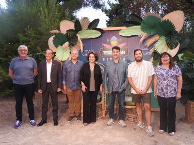 Foto familia inauguració Festival Jardins Terramar.JPG