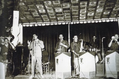 1960 LOS IBEROS DEL JAZZ.jpg