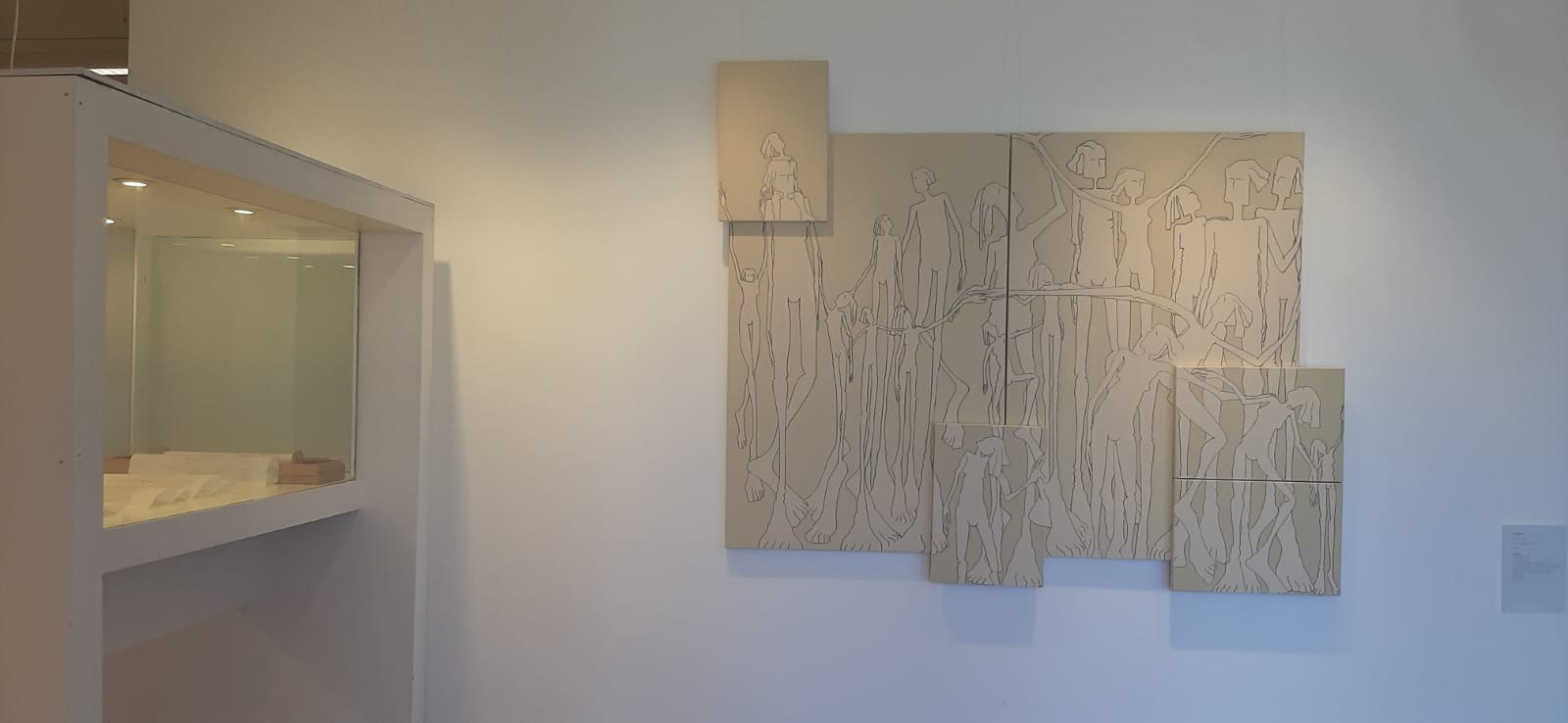 L’artista Neus Villar reflexiona sobre la vida en una mostra al Miramar-Centre Cultural