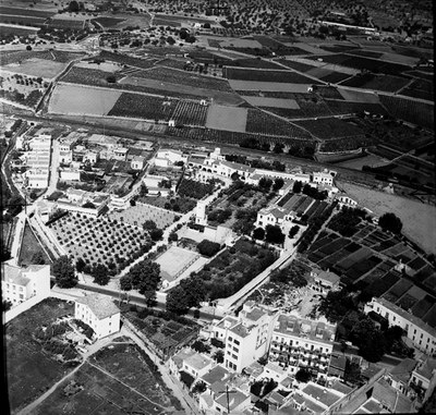 Sant Crispí,mitjans dels 50_(ANC - FONS TAF HELICÒPTERS).jpg