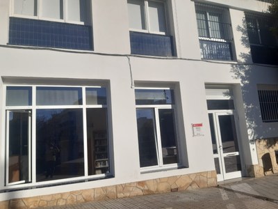 Biblioeca JRR (imatge exterior 2).jpeg