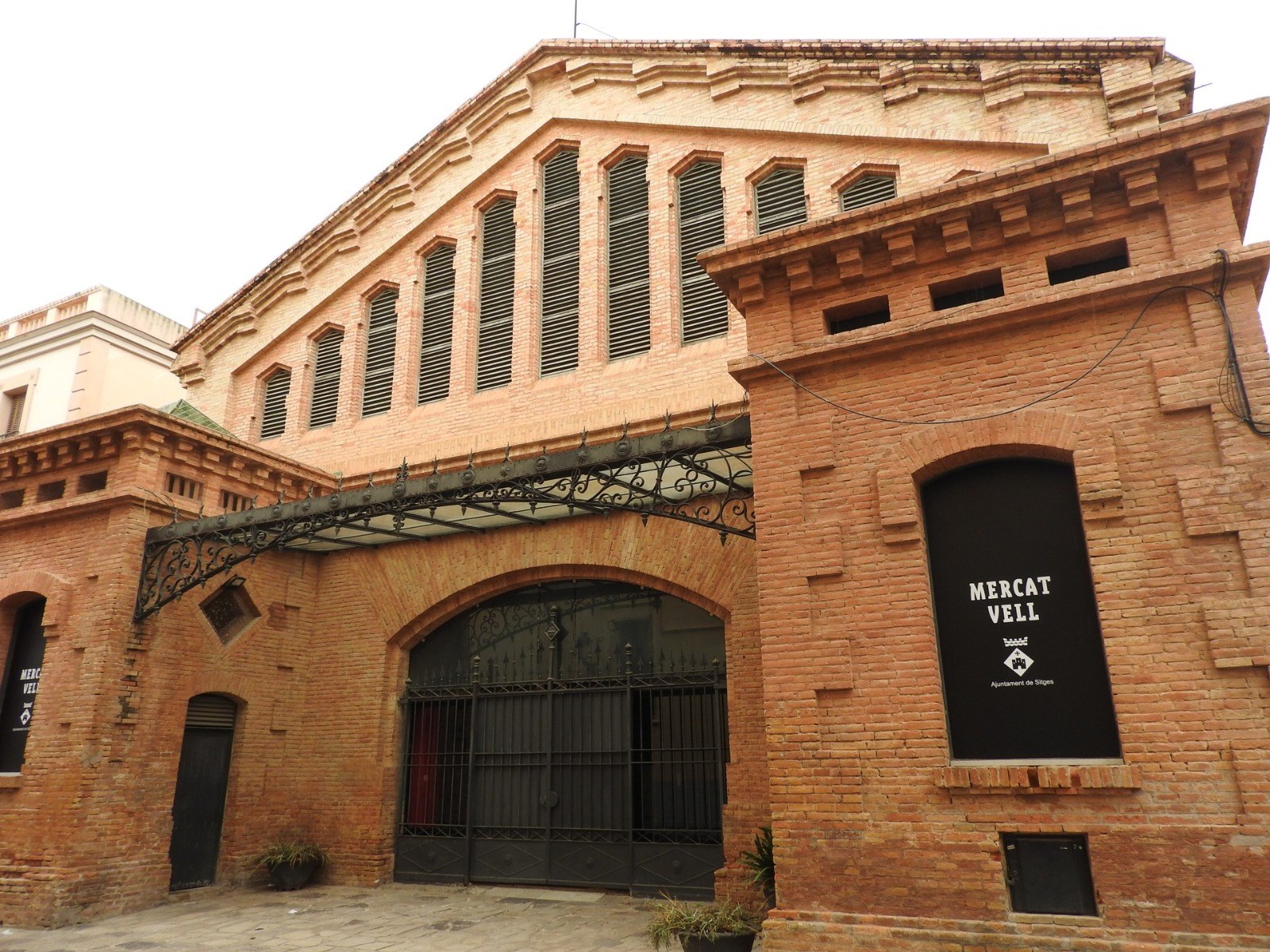 La Fira d’Art 2022 canvia de model i es complementarà amb propostes de dinamització cultural a l’entorn del Mercat Vell