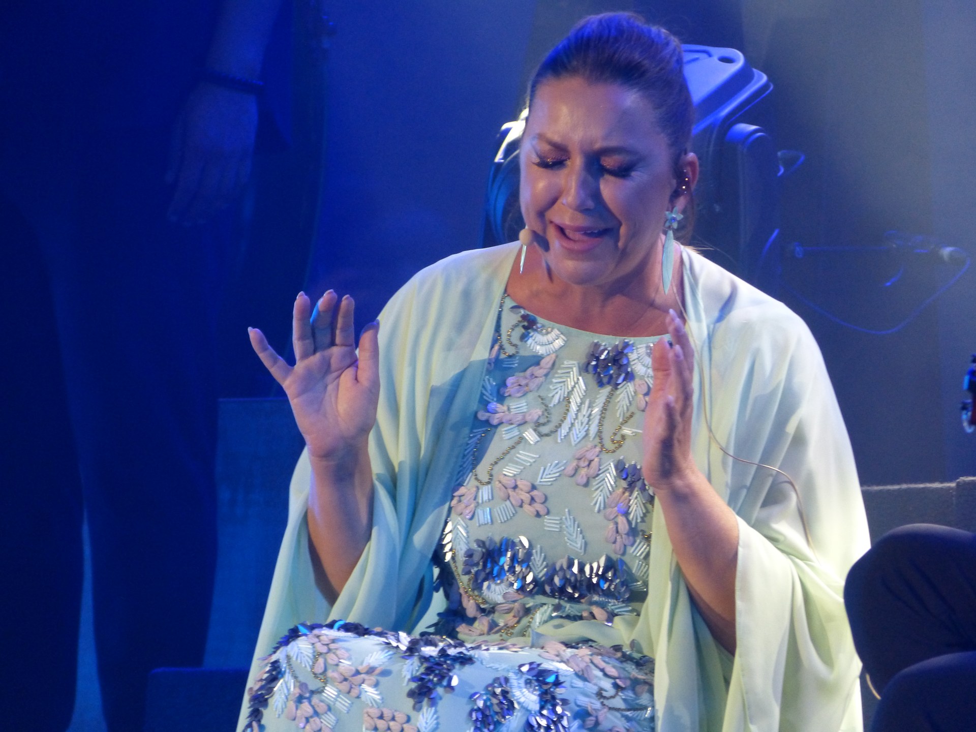La màgia de Niña Pastori il·lumina el Festival Jardins Terramar de Sitges