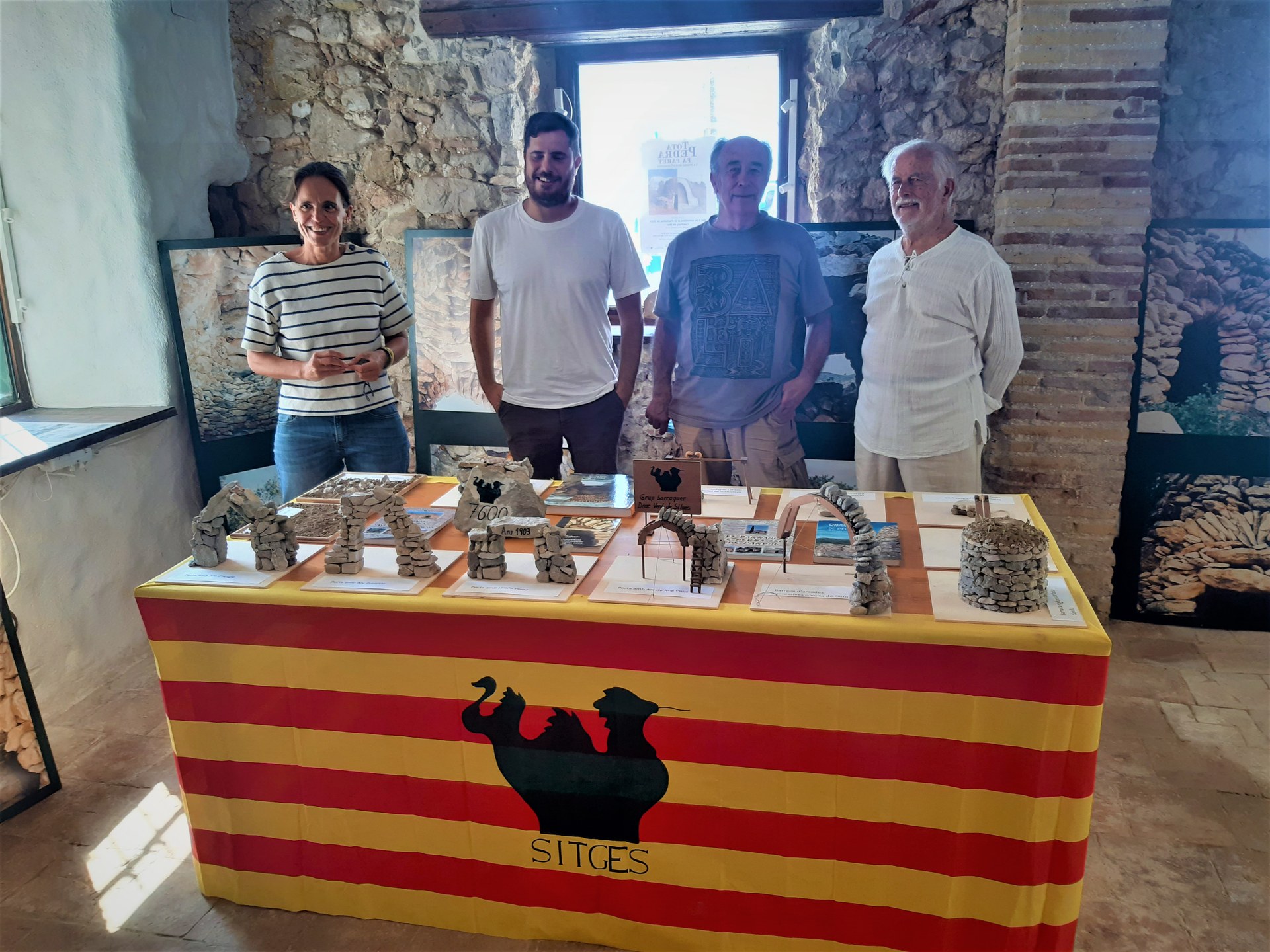 La tècnica de la Pedra Seca es reivindica a Can Falç de Mar