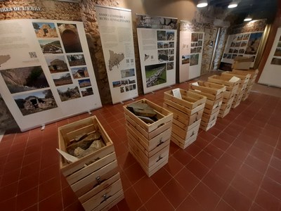 exposició -- .jpg