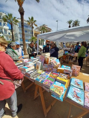 parada -llibres.jpeg