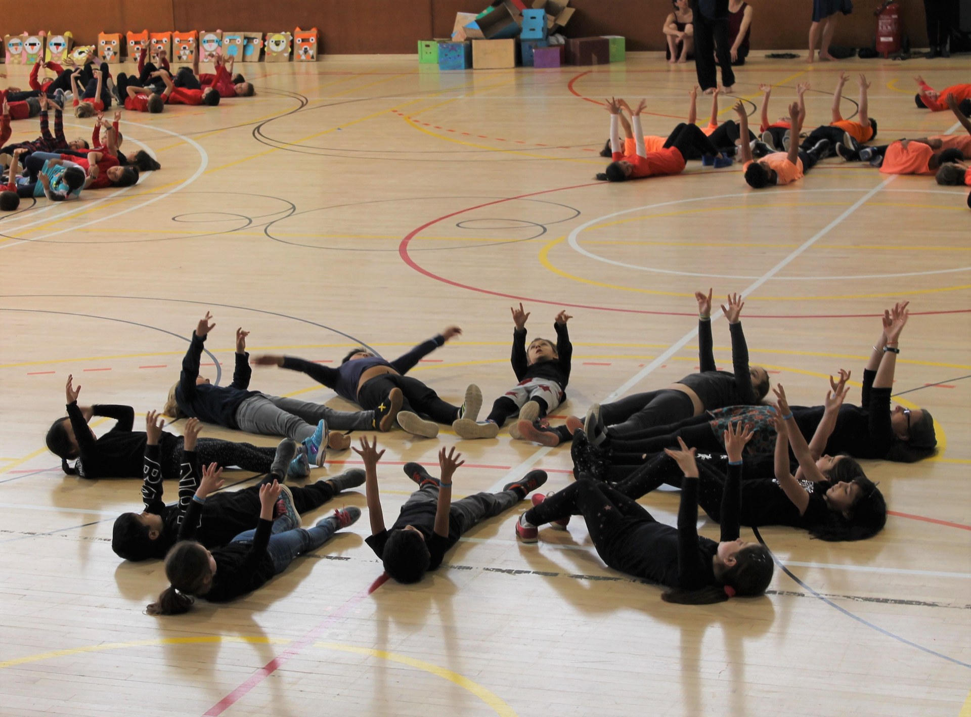 635 alumnes d’escoles de la comarca commemoren el Dia Internacional de la Dansa amb l’espectacle Dansa Ara Garraf