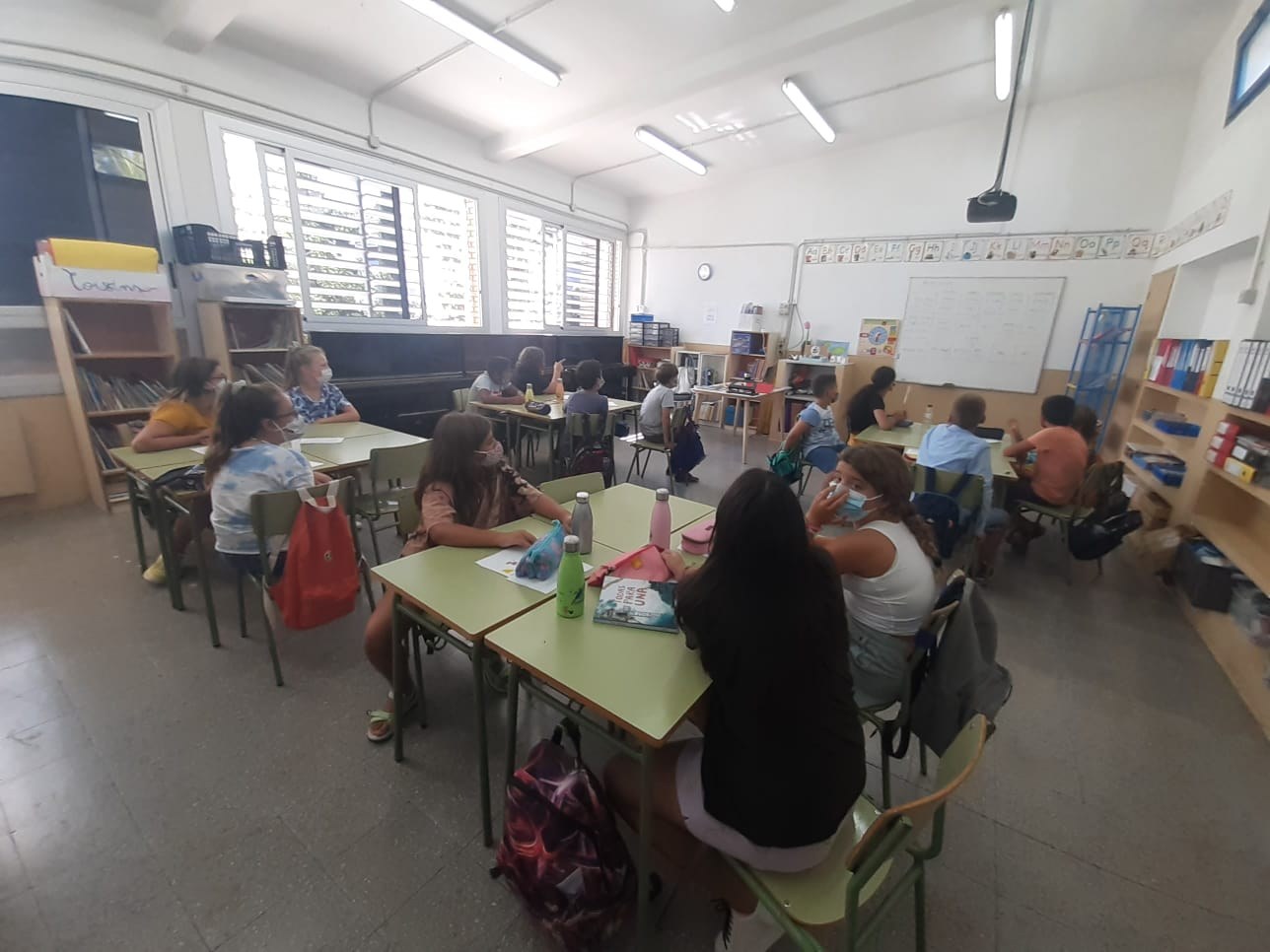 Els centres educatius comencen el curs escolar amb l’aprofitament d’espais públics per reduir el número d’alumnes per classe