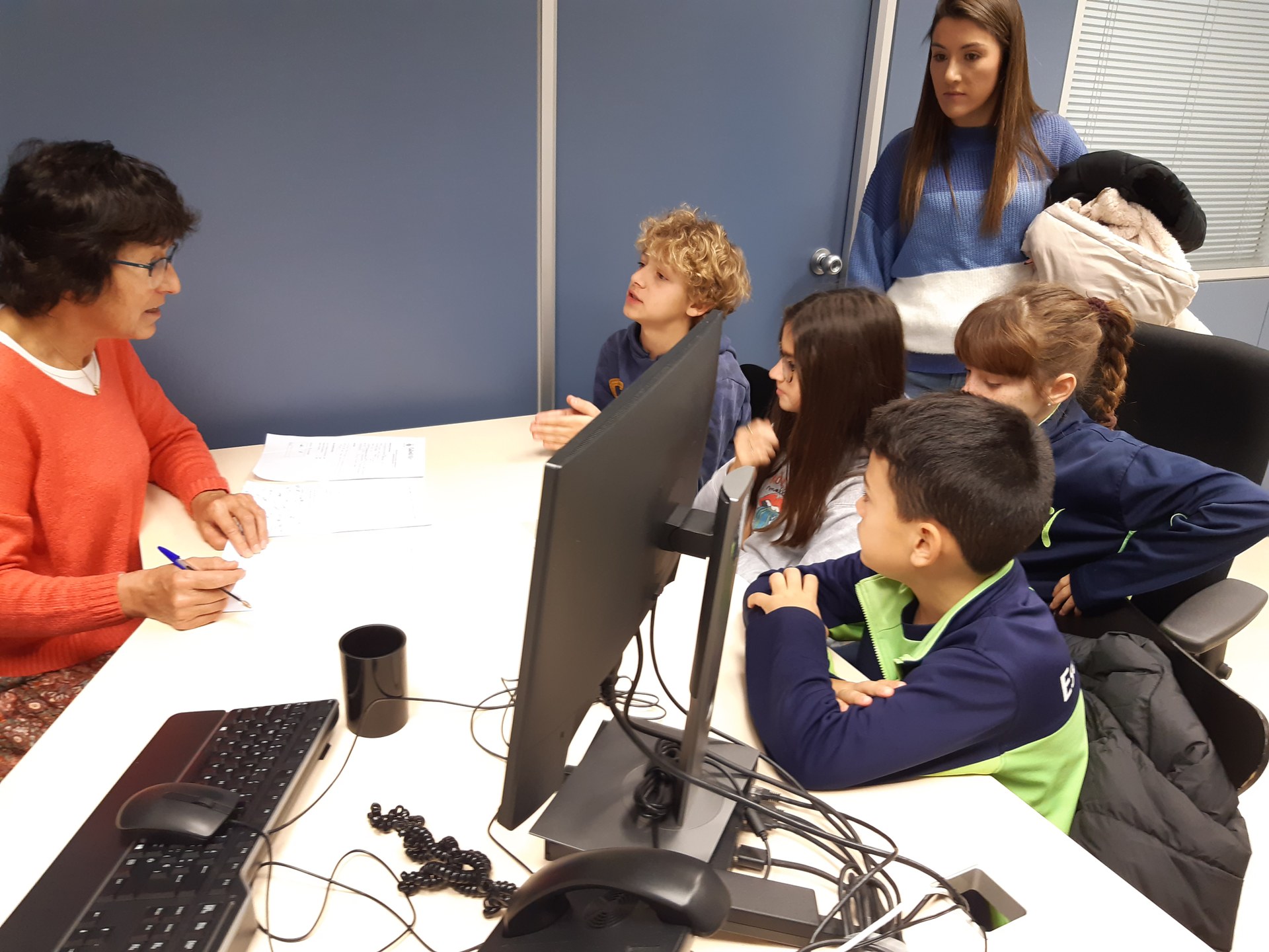 Es posen en marxa oficialment les cooperatives d’emprenedoria creades per alumnat de cinquè de primària
