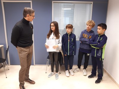 Cooperativa Escola Pia- trobada amb el regidor de Promoció Econòmica, Guillem Escollà- .jpg