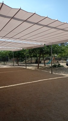 tendal Escola Maria Ossó (2).jpeg