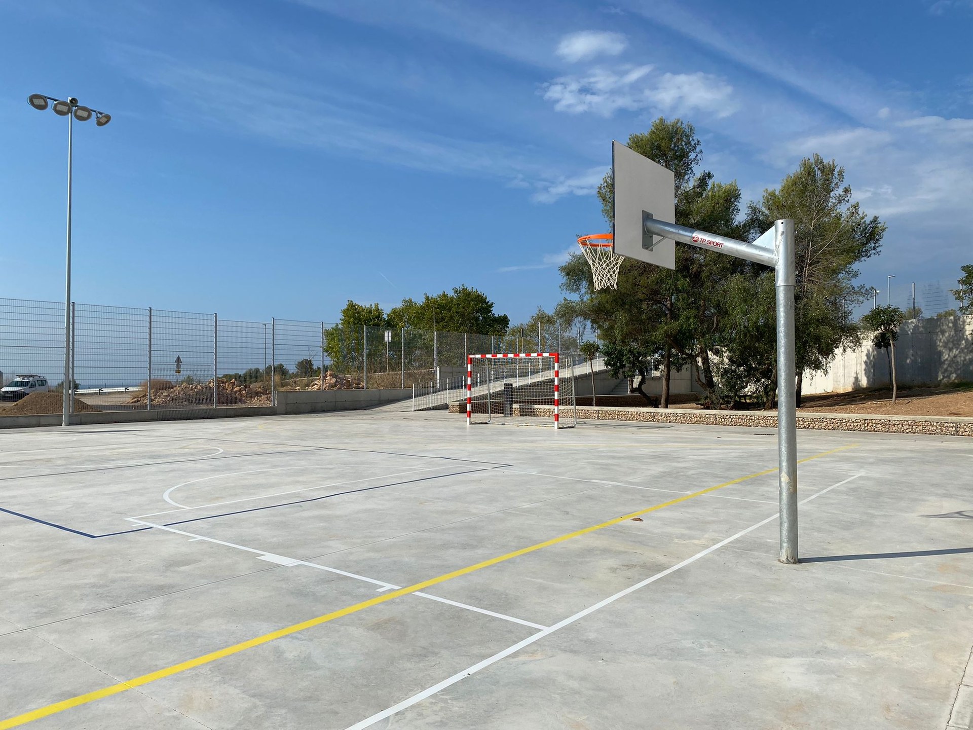 L’Ajuntament de Sitges reobre el pati de l’Escola Agnès a partir del 5 de març