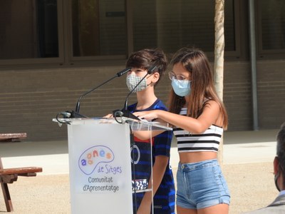 parlament exalumnes de 6è primària de l'Escola Agnès de Sitges.JPG