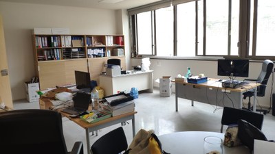 trasllat Escola Agnès de Sitges -despatx.jpeg