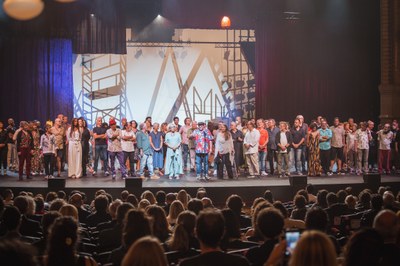 imatge © Sergi Panizo-David Ruano Fotografia _XX Gala Aixeca_teló_017 La Cubana Menció Honorífica .JPG