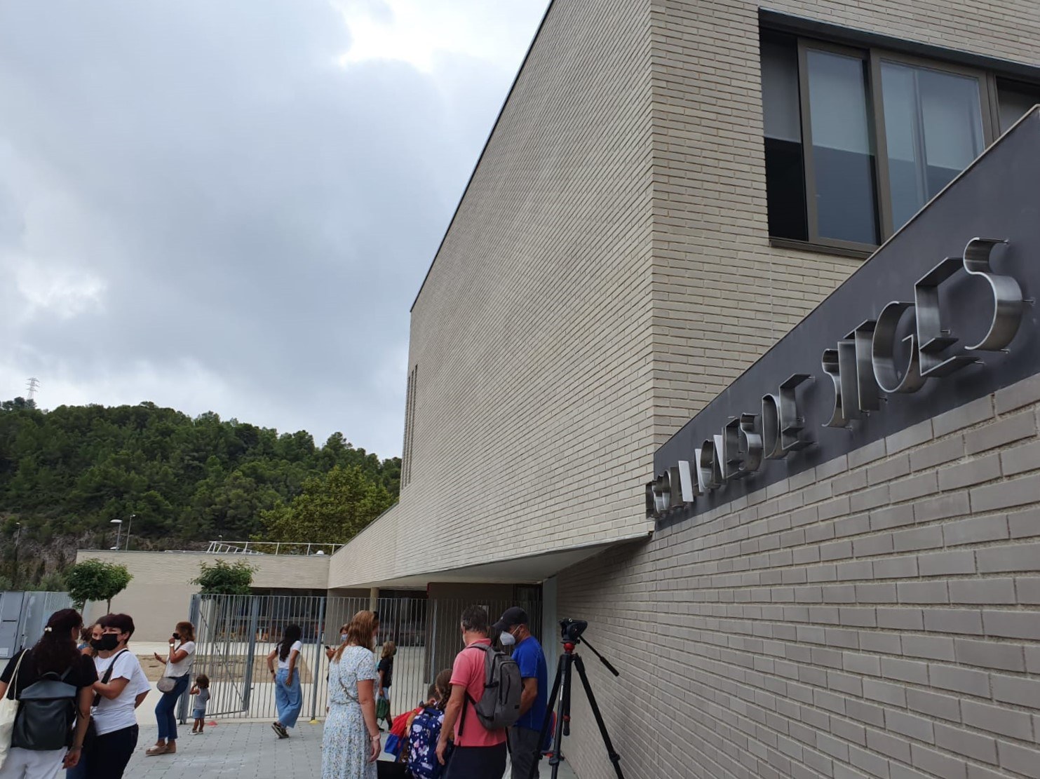 S’inicia el curs escolar a Sitges amb 3.000 alumnes i l’alumnat de l’Escola Agnès de Sitges comencen les classes al nou edifici