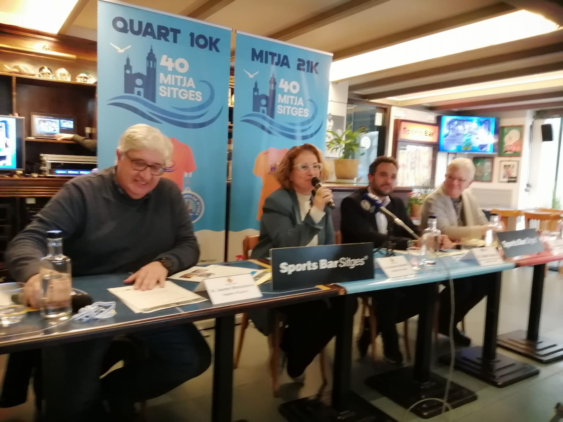 La Mitja Marató i el Quart de Marató de Sitges freguen els 2.900 atletes