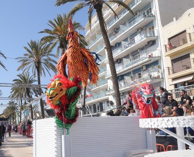 Imatge del Gall del Casino Prado en el Carnaval de Sitges 2019.