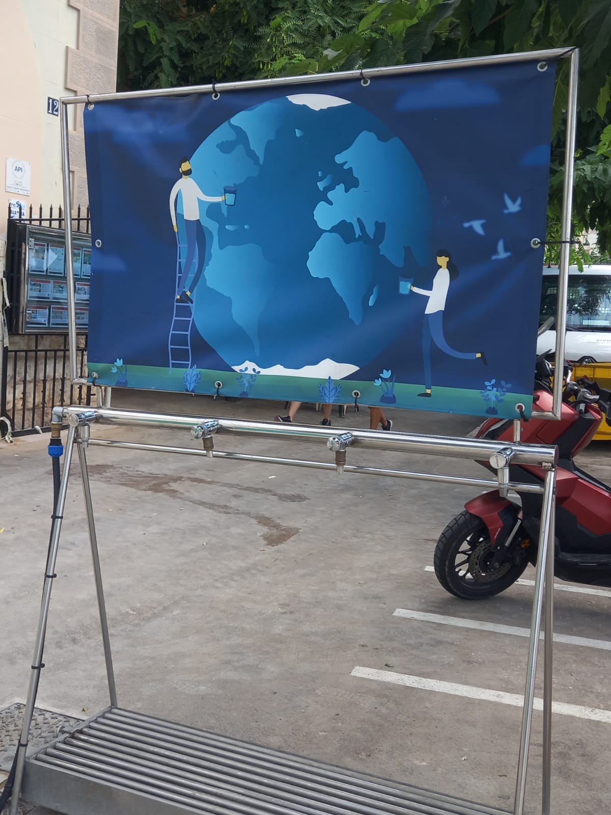 L’Ajuntament instal·la per primer cop fonts d’aigua mòbils per Festa Major