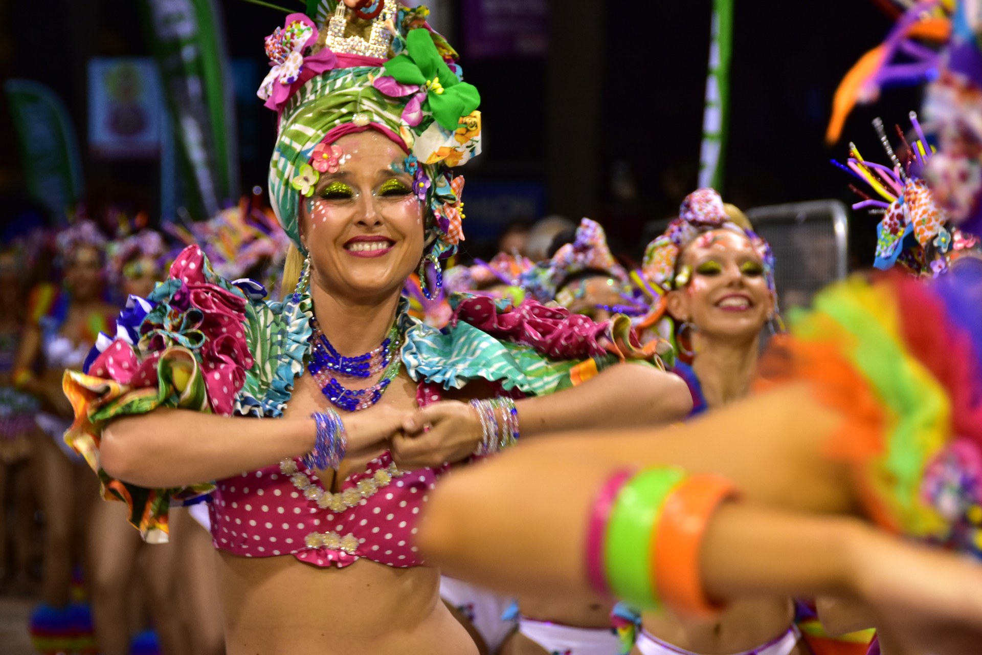 Imatge de la Reina del Carnaval 2019 a la Rua de la Disabuxa