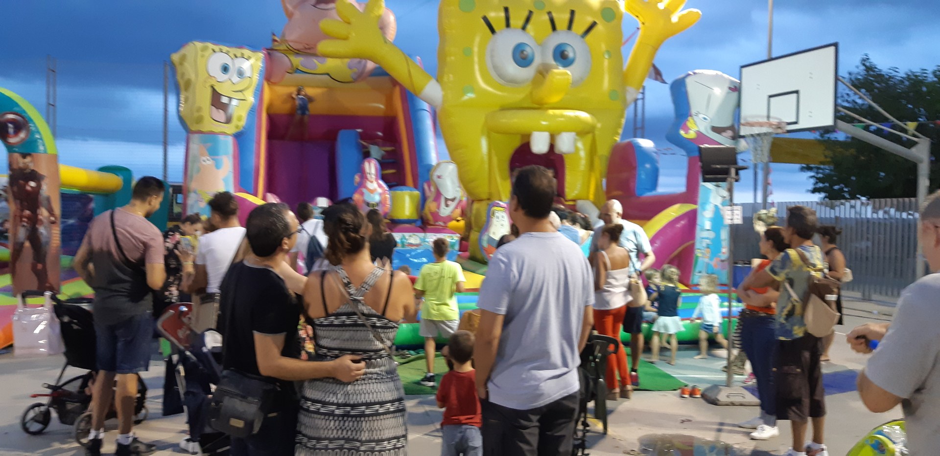 Les Botigues de Sitges dóna el tret de sortida aquest dijous a la Festa d’Estiu amb els balls en línia