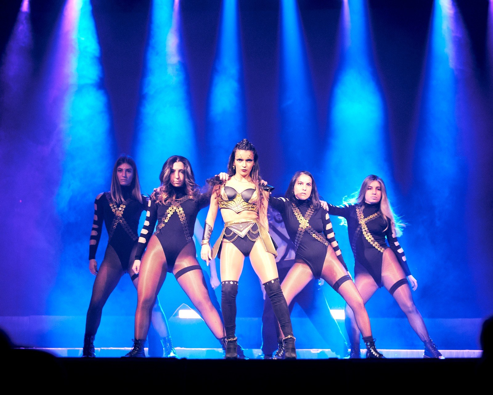 Sitges ja té Reina del Carnaval 2022, que ha arribat amb un gran espectacle de ball i llum