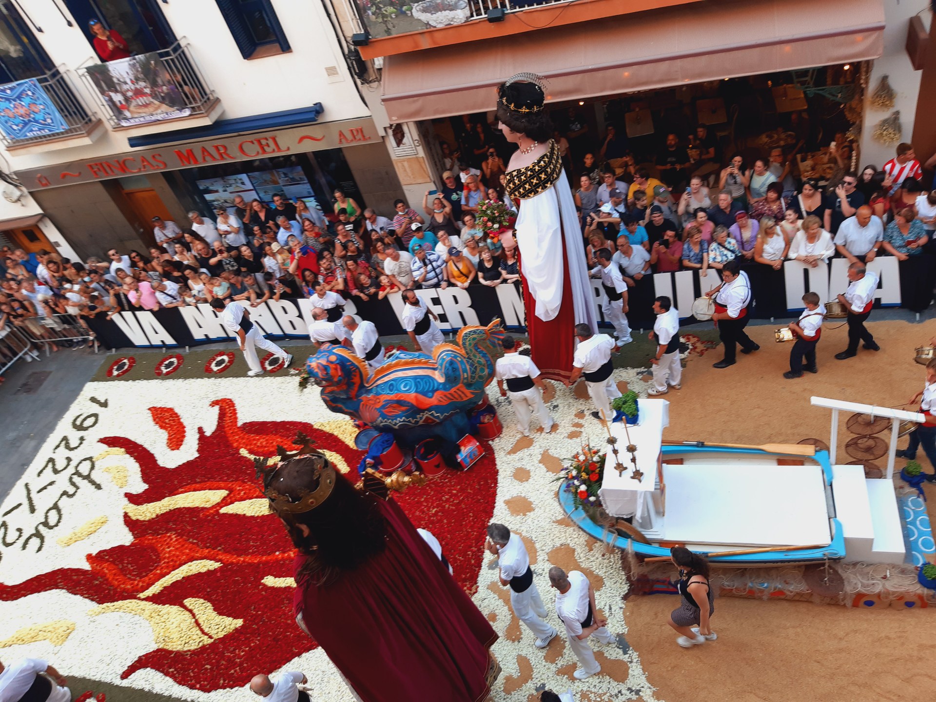 Sitges torna a lluir el Corpus al carrer
