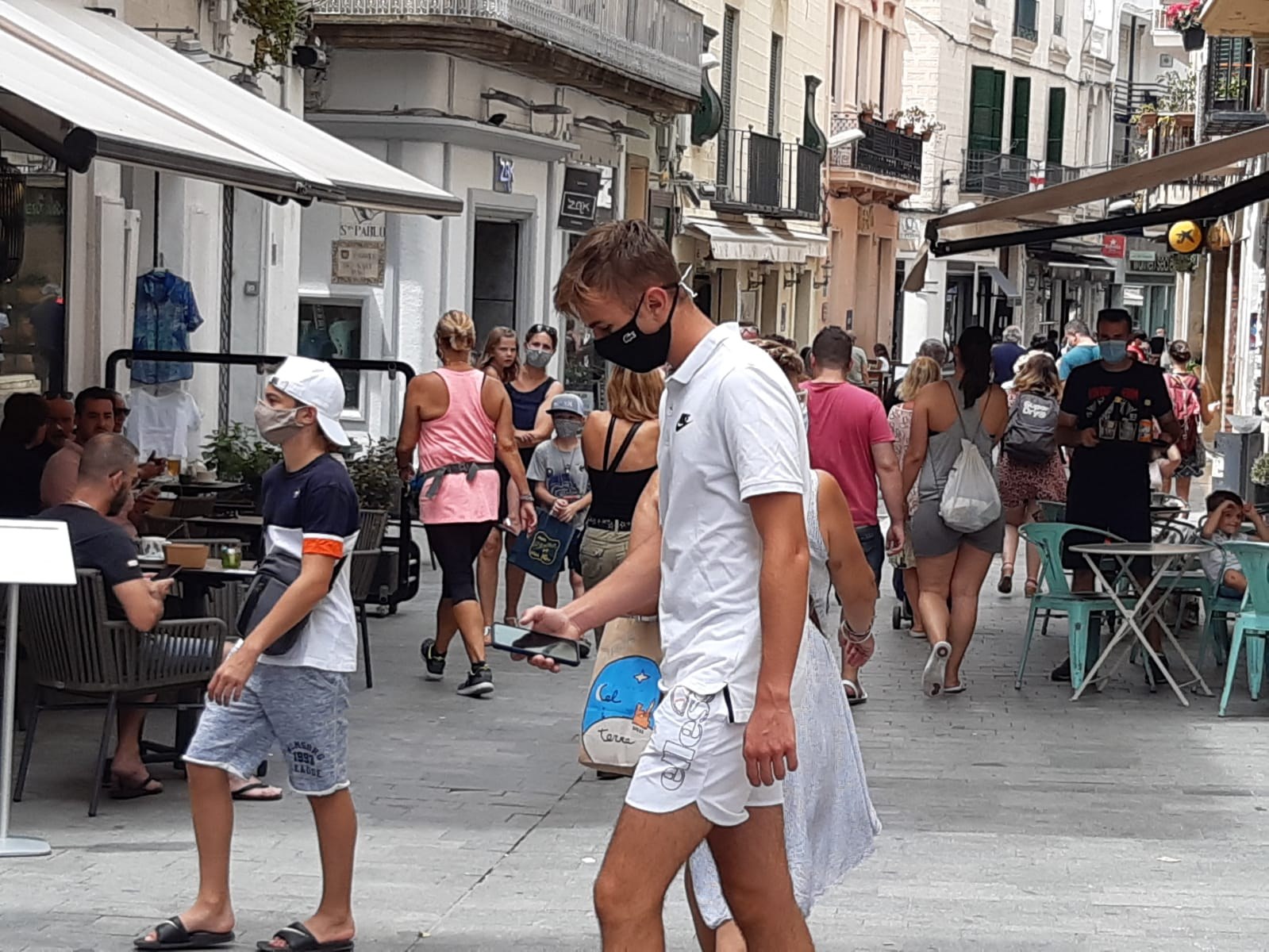 Imatge del carrer Parellades