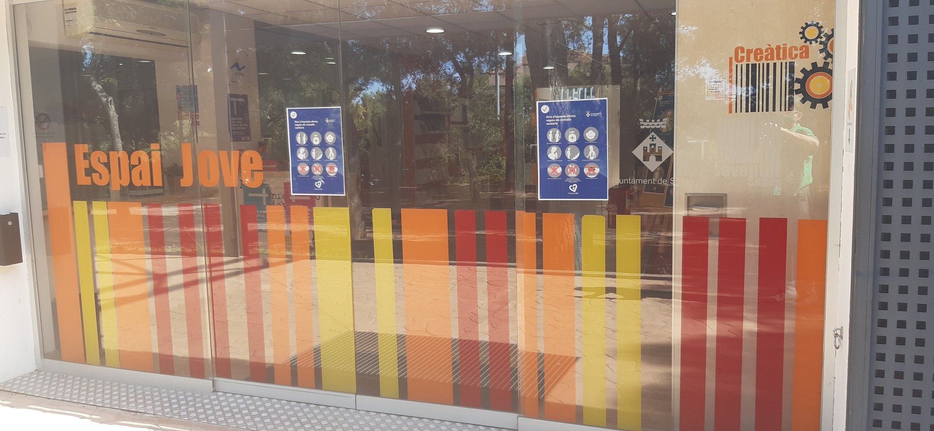 L’Ajuntament de Sitges vetlla per la situació laboral dels joves
