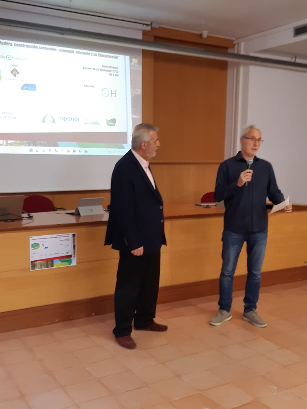 La jornada Bioeconomic explica els beneficis de la fusta com element constructiu