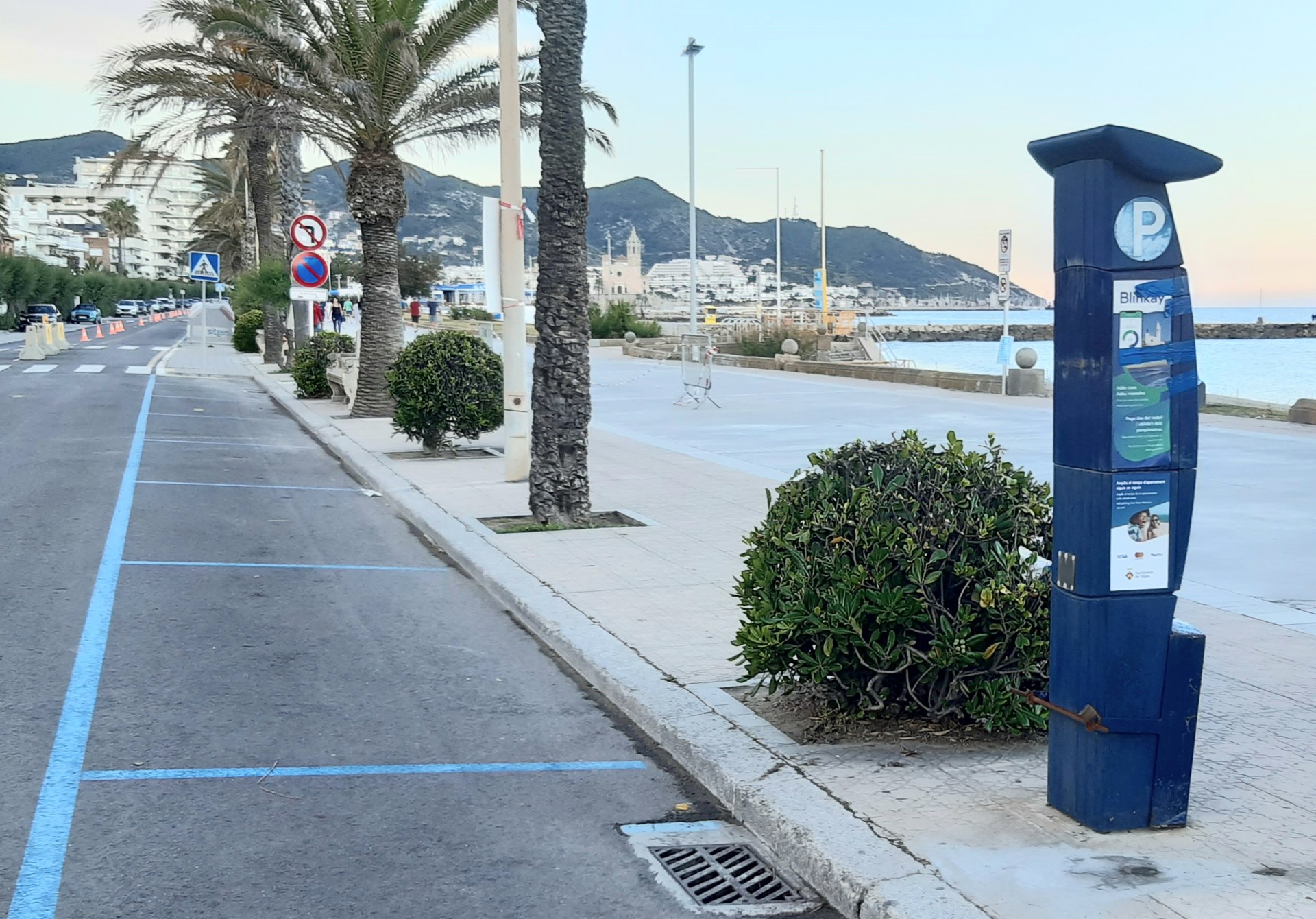 La zona blava de Terramar tornarà  a funcionar a partir de l’1 de maig