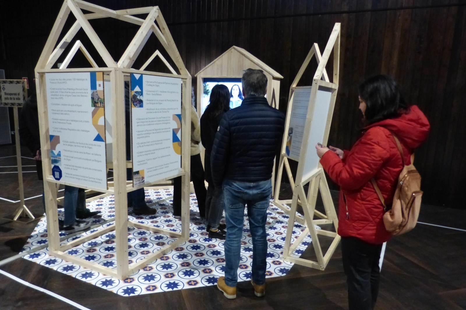 L’exposició pública ‘Un passeig per Sitges 2019-2023’ es veurà a la Plaça de Catalunya