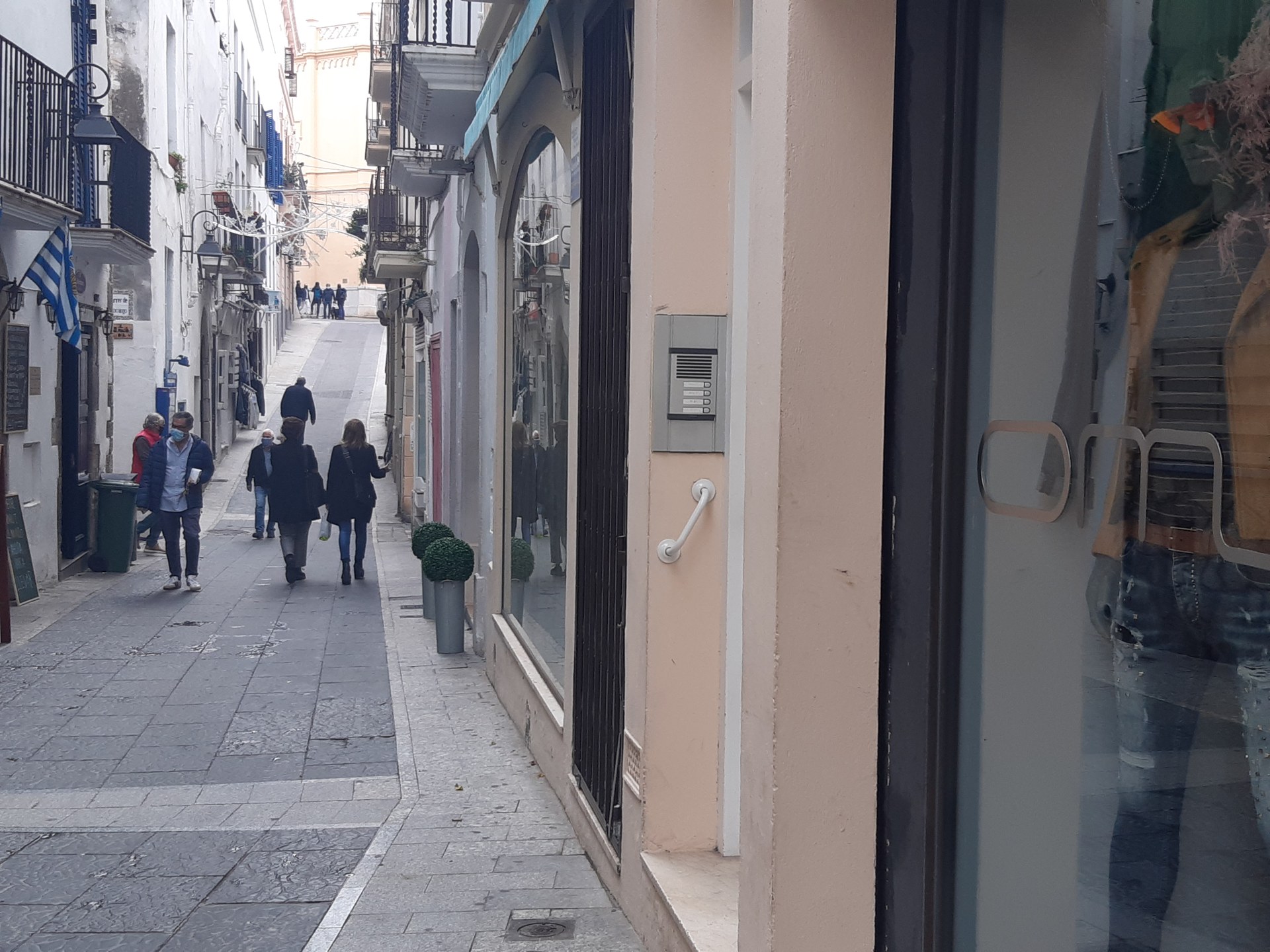 L’Ajuntament de Sitges i l’Associació Sitges Comerç mantenen vies obertes de diàleg per al retorn d’aquest col·lectiu al Pacte per a la recuperació socioeconòmica de Sitges