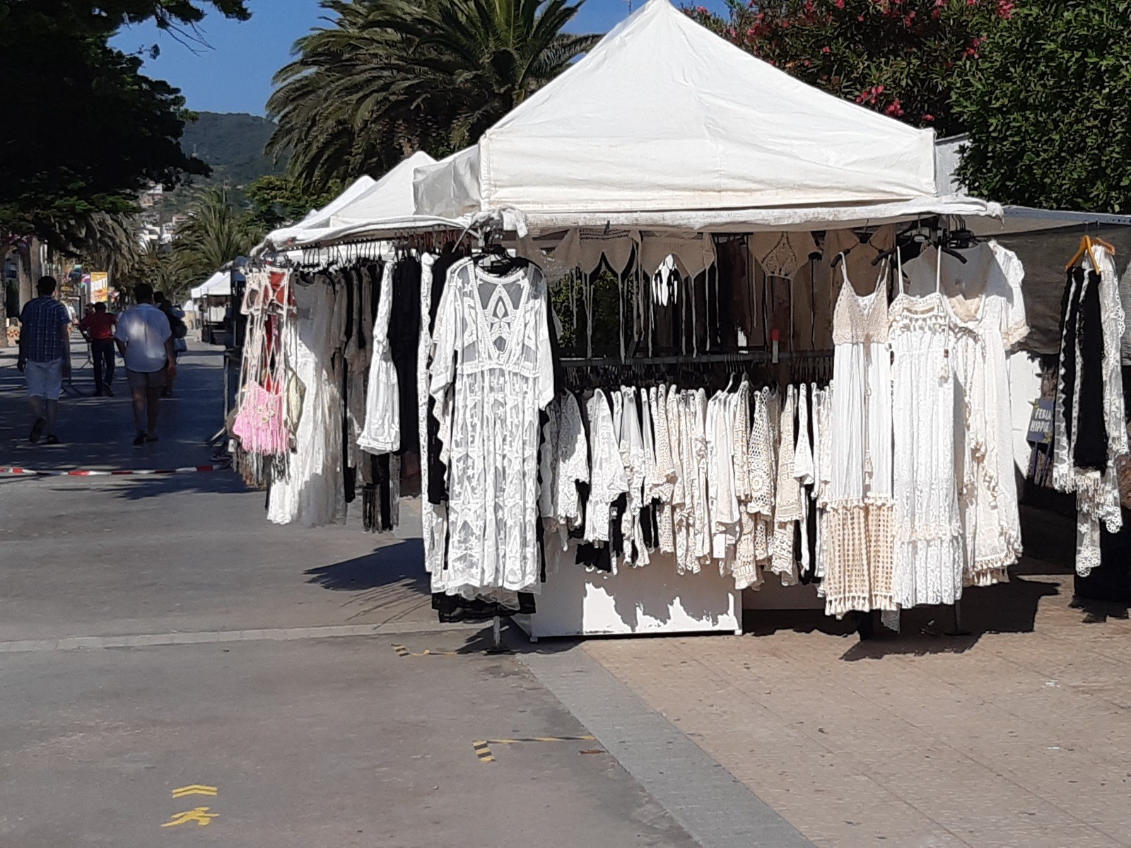 L’Ajuntament de Sitges obre una convocatòria per formar part de la Fira-mercat d’artesania i regals