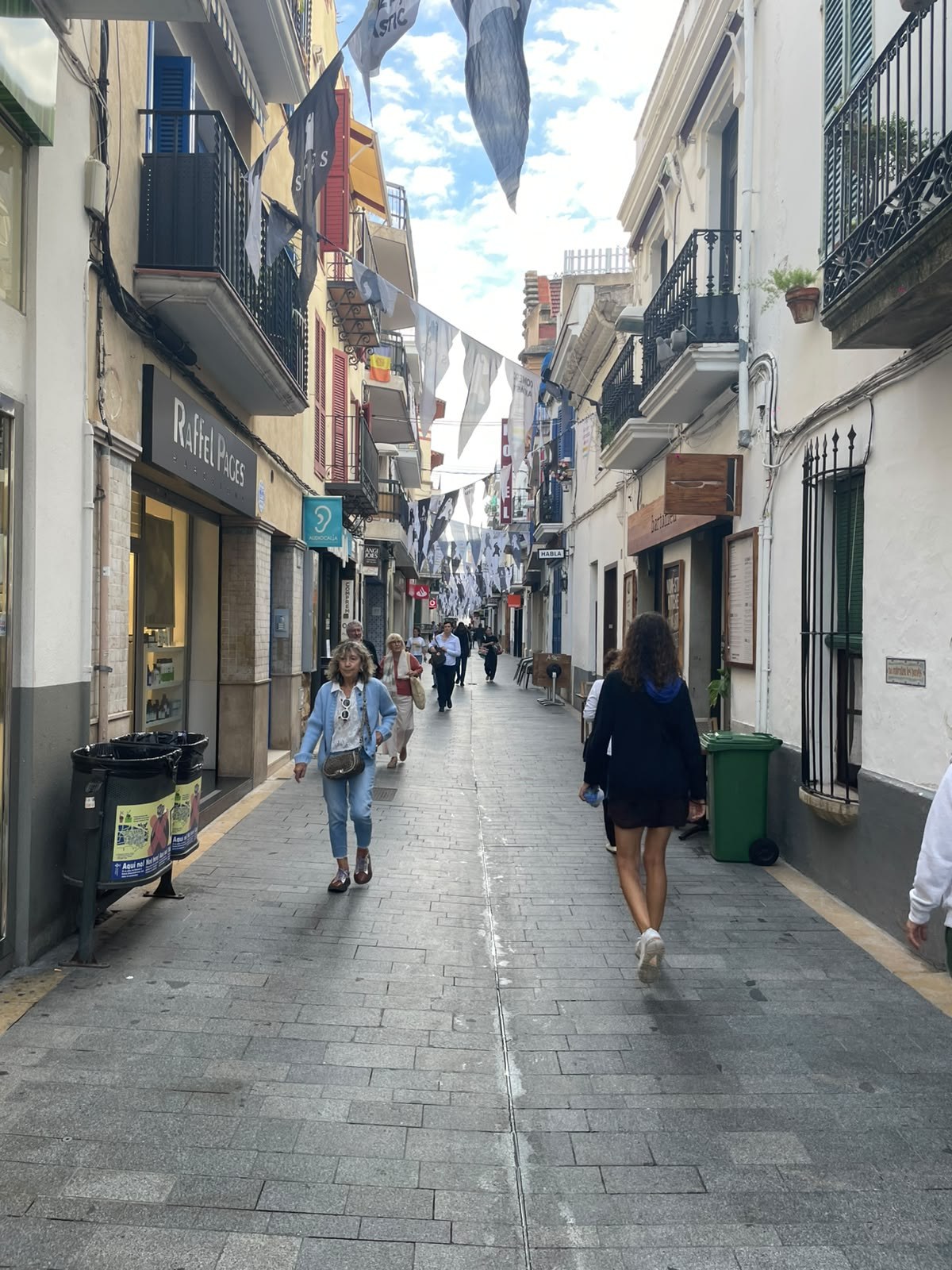 Noves sessions informatives telemàtiques per explicar a comerciants i restauradors la normativa de consum