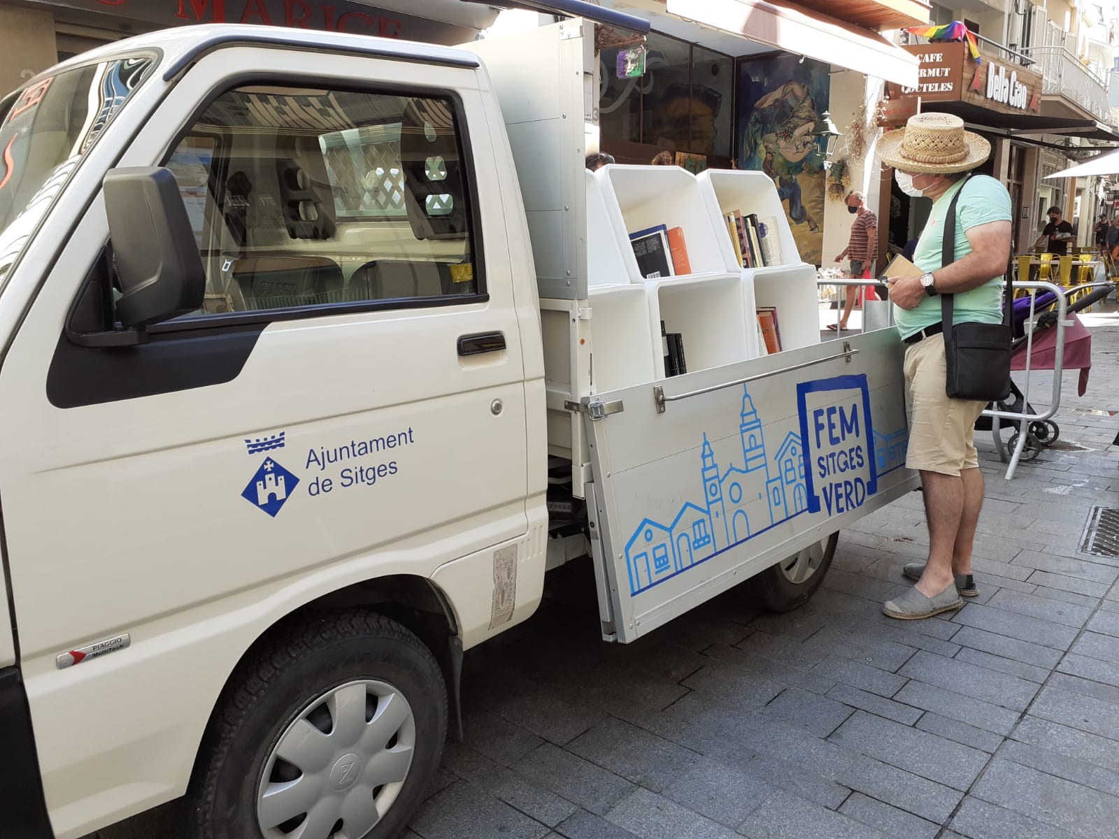 La Book Truck torna al Cap de la Vila el dimarts 27 de juliol de 10 a 14 h