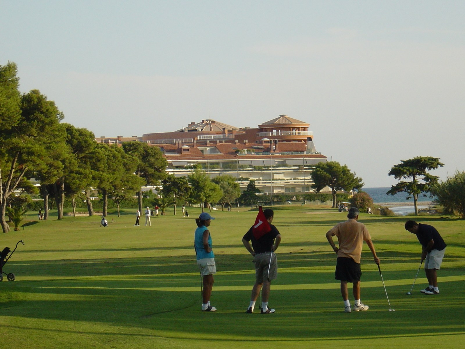 L'Ajuntament de Sitges col·labora en el projecte de regeneració de l'aigua de reg del camp de Golf